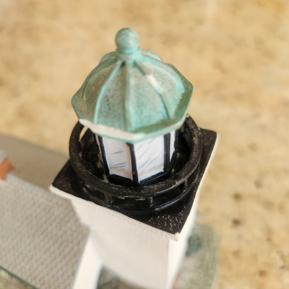 Harbour Lights Horton Point Lighthouse - Picture 3 of 8